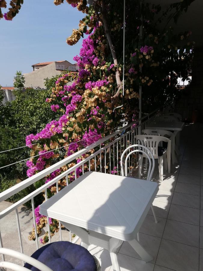 Apartment Anita Макарска Экстерьер фото
